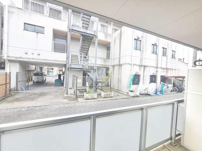 室内からの展望 リブリ・上大岡西