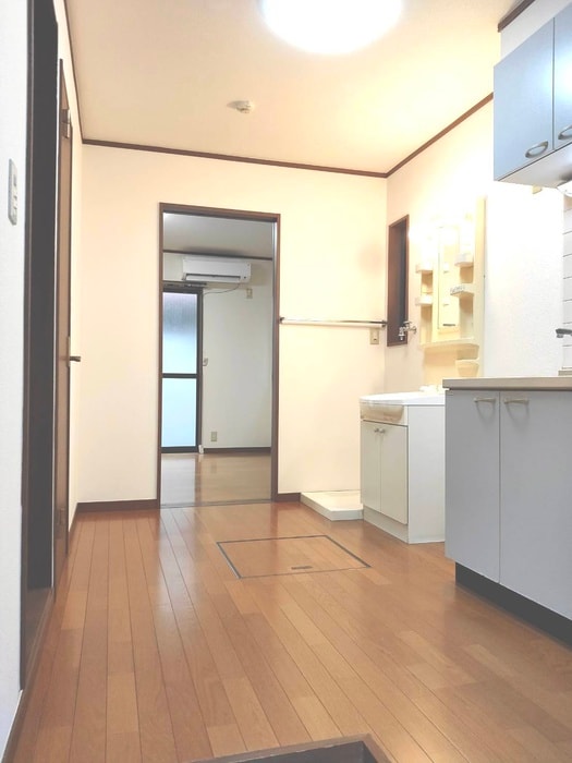 廊下 サンテラス弐番館