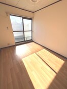 居室 メゾンフロレアル