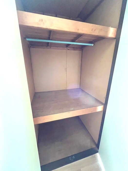 収納 メゾンフロレアル