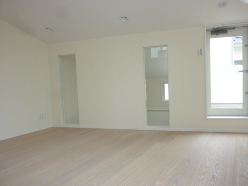 居室 Ｒｏｃｈｅｒ