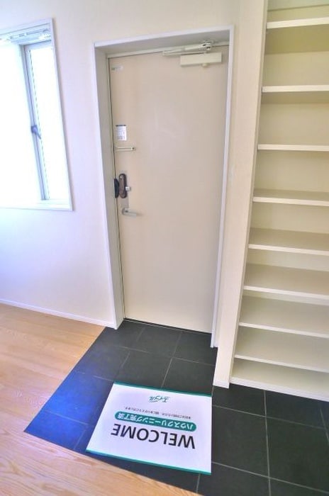 玄関 Ｒｏｃｈｅｒ