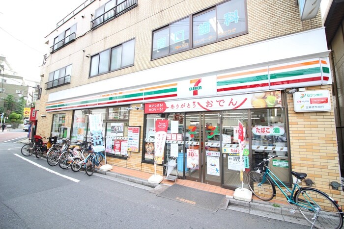 セブンイレブン(コンビニ)まで368m Ｒｏｃｈｅｒ