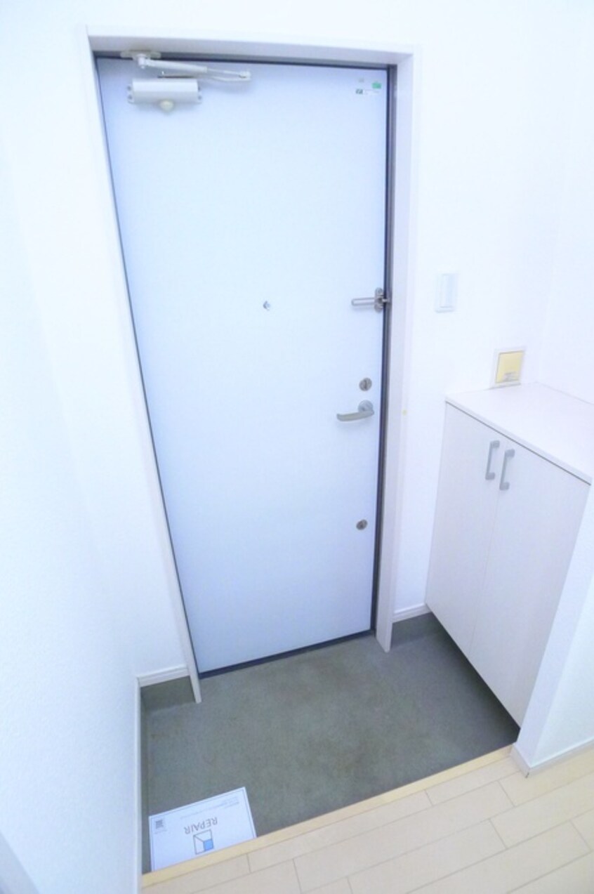 玄関 トップワイ上本郷