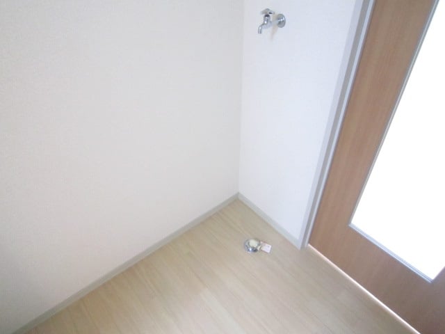 洗濯機置場 サンハイツ