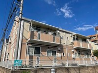 ヴィレッジサンフェリーチェＥ