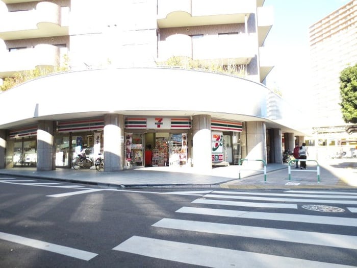 セブンイレブン(コンビニ)まで255m メイゾン小手指壱番館