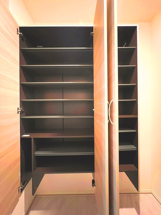 靴箱 グラナーデ興野