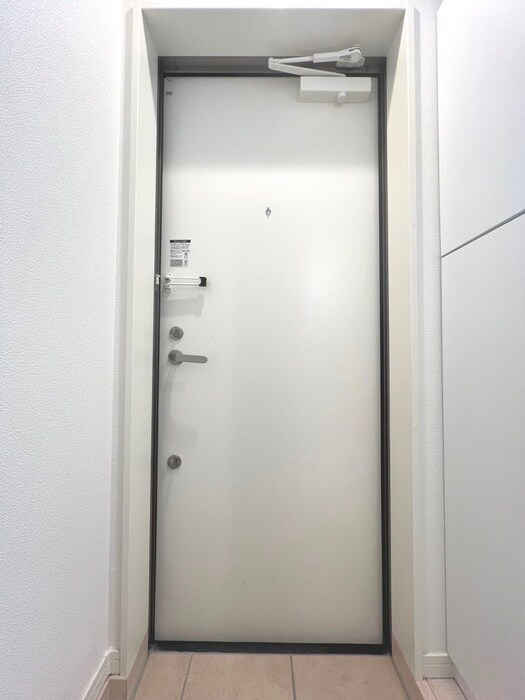 玄関 フィオーレ栗原