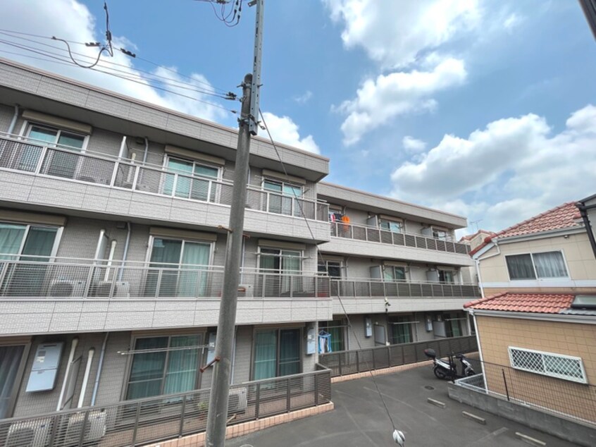 洗濯機置場 フィオーレ栗原