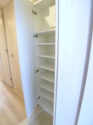 靴箱 エスティメゾン門前仲町