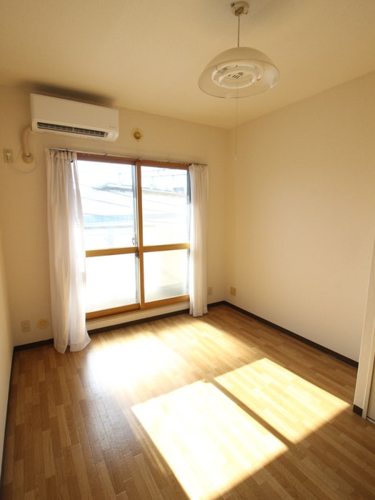 居室 ア－バンベルテ