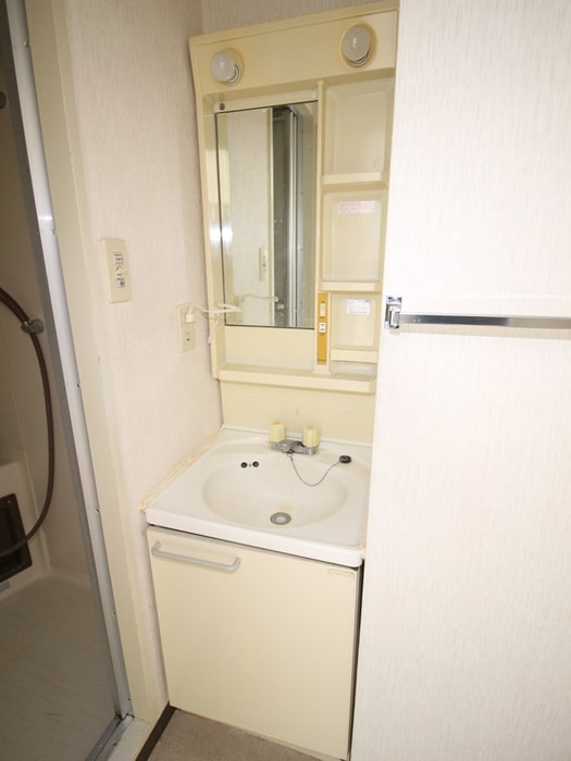 洗面 ア－バンベルテ