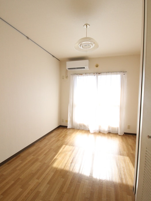 居室 ア－バンベルテ