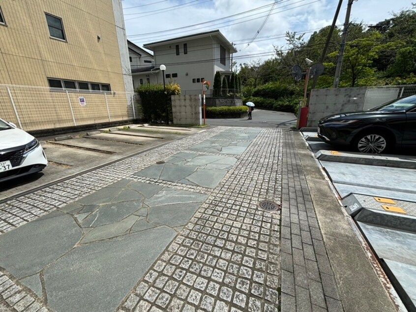 駐車場 プライムア－バン新百合ヶ丘