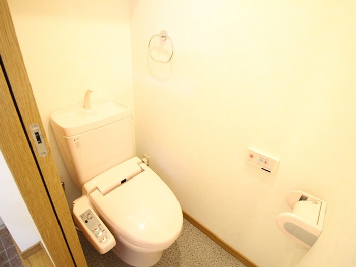 トイレ 大原ＫＹハイツⅢ