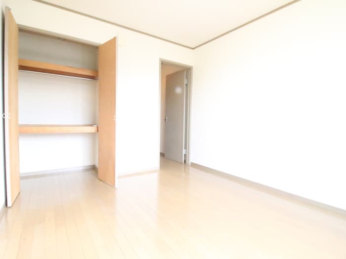 居室 コ－ポシスル