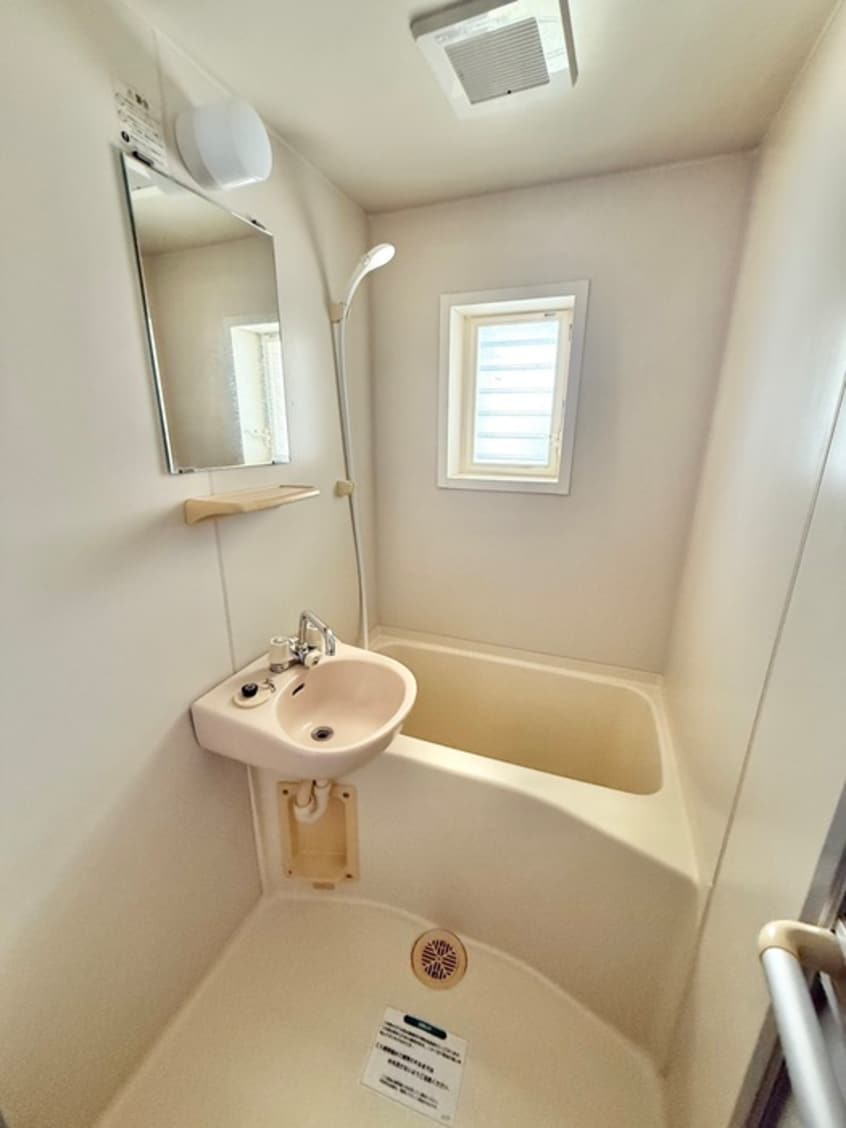 バス／シャワールーム等 コ－ポシスル