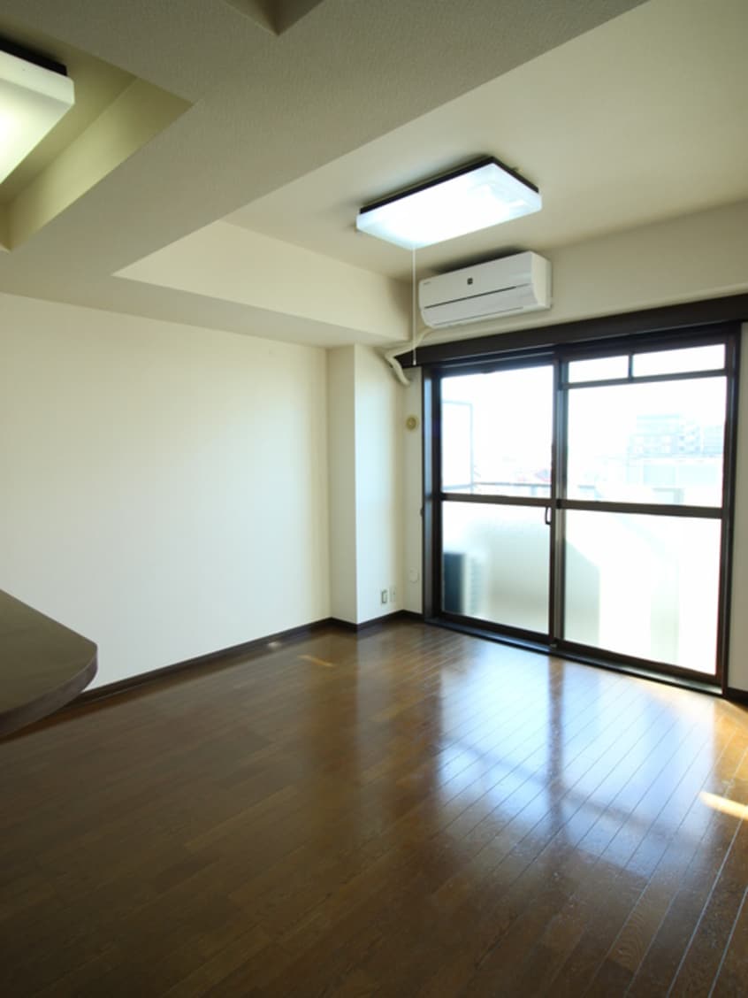 居室 センチュリ－越谷