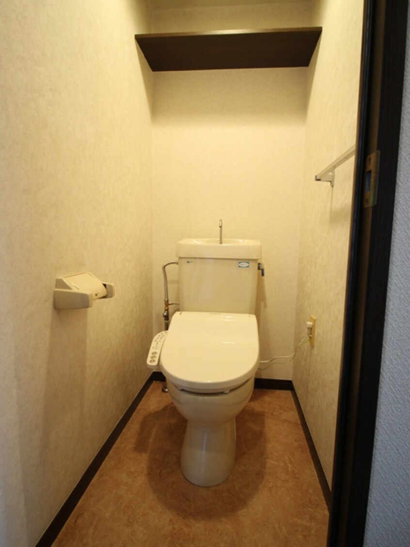 トイレ センチュリ－越谷