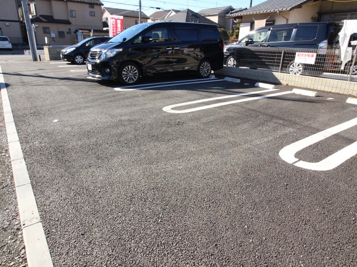 駐車場 モーレフ
