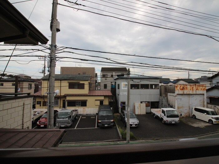 室内からの展望 鎌倉ハイツ