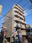 ｱﾙﾃｼﾓﾘﾝｸﾍﾞﾘｽ（301）の外観