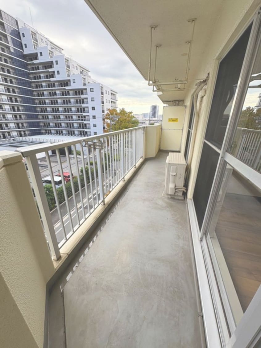 ベランダ・バルコニー リバ－ビュウハイツ