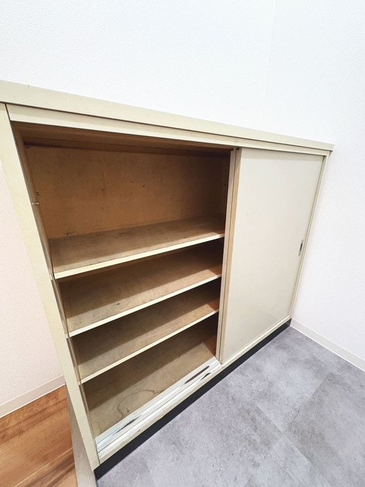 靴箱 リバ－ビュウハイツ