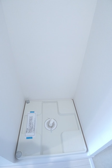 洗濯機置場 リブリ・C　West