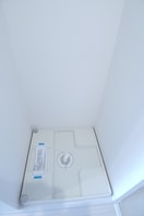 洗濯機置場 リブリ・C　West