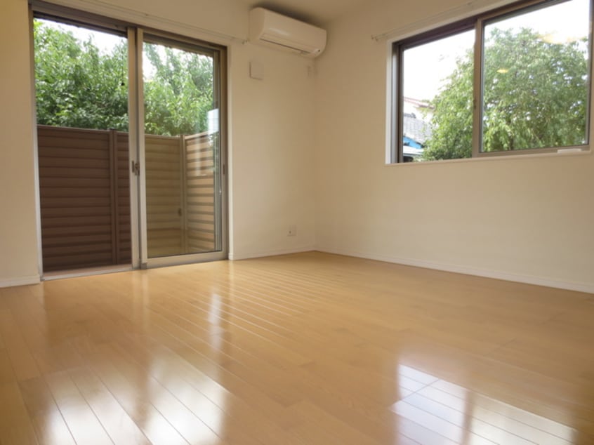 居室 メ－プルコ－ト