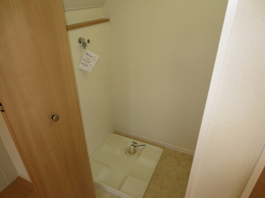 洗濯機置場 メ－プルコ－ト