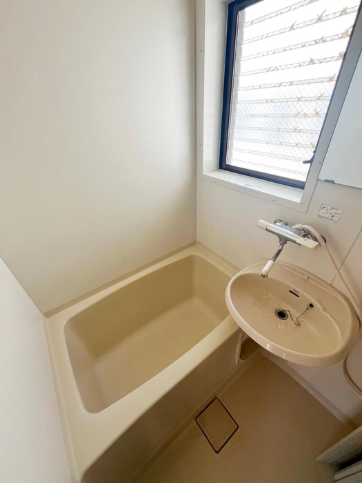 バス／シャワールーム等 カシーナST