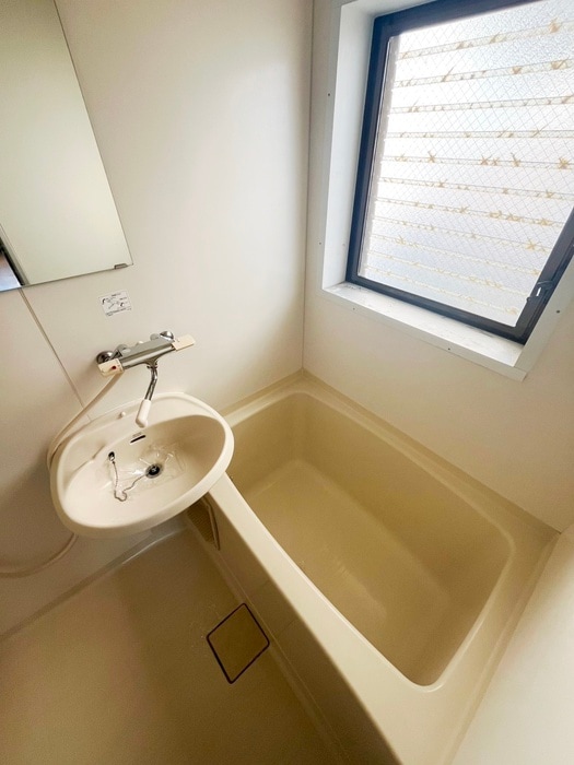 バス／シャワールーム等 カシーナST