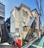 塚越荘