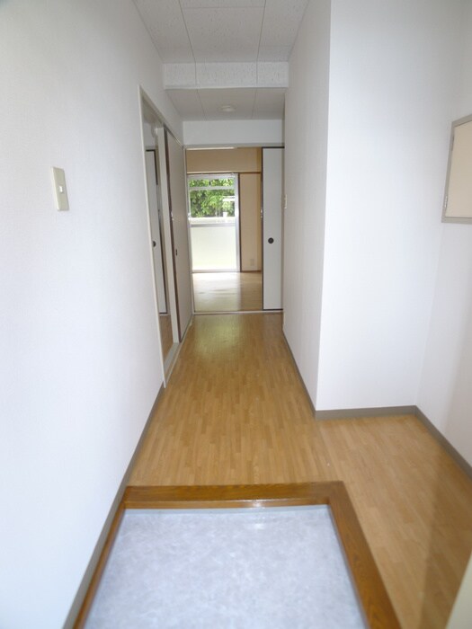 玄関 ビレッジハウス千種４号棟