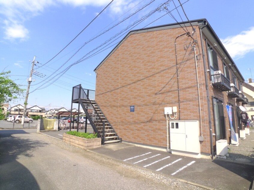 駐輪場 プレジール今成