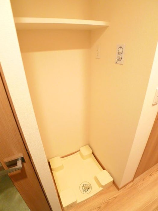 洗濯機置場 ESTEM COURT KAMEIDO TOKYOEAST