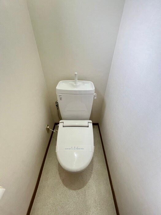 トイレ E-フラット