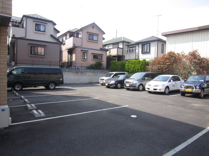 駐車場 CREA湘南