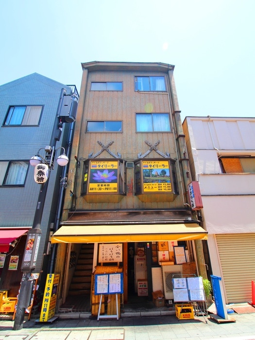 外観写真 関萬ビル