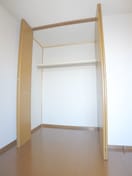 収納 グランモアA棟