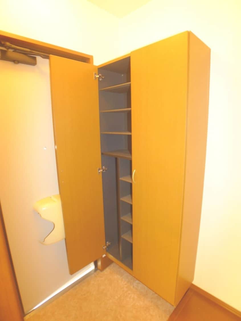 靴箱 グランモアA棟