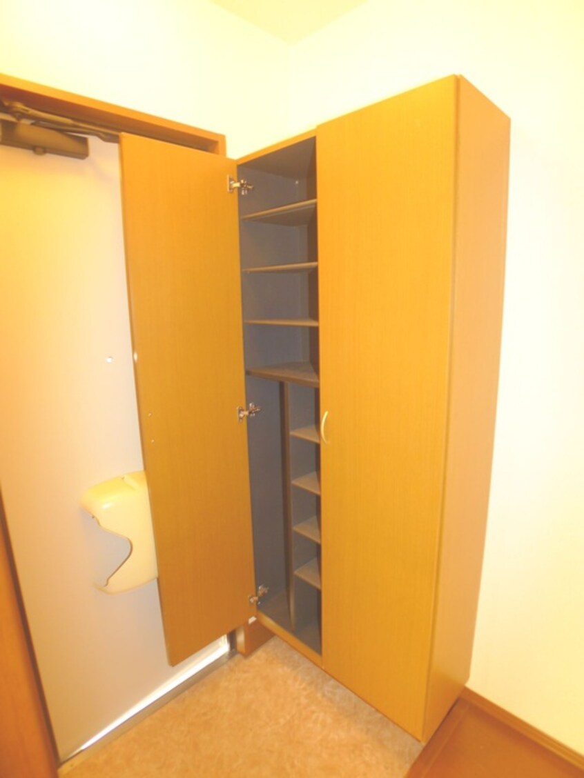 靴箱 グランモアA棟