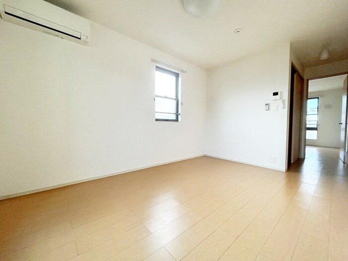 居室 エソラード