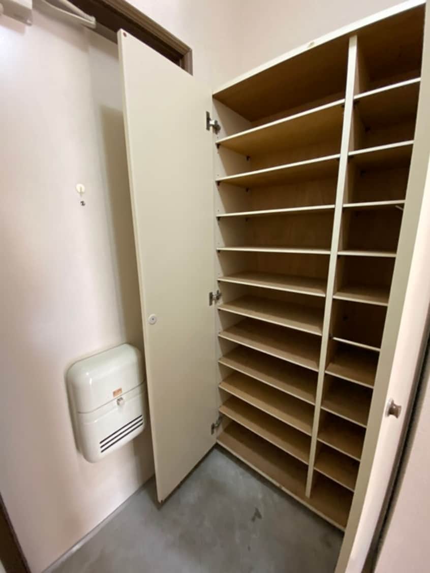 靴箱 リブインサカエ