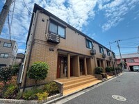 Noble Court