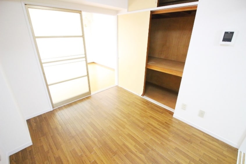 居室 西東ハイツ南野