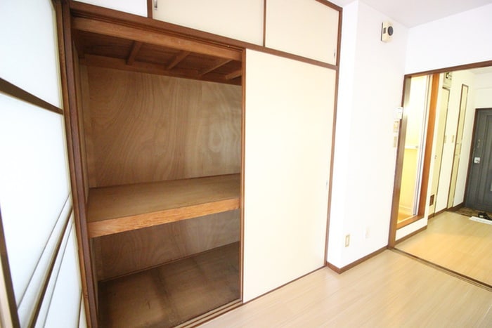 収納 西東ハイツ南野